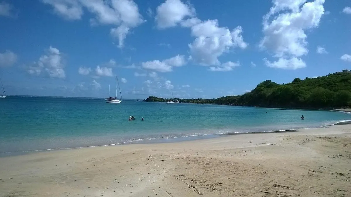 Friar'S Bay Paradise La Savane 公寓