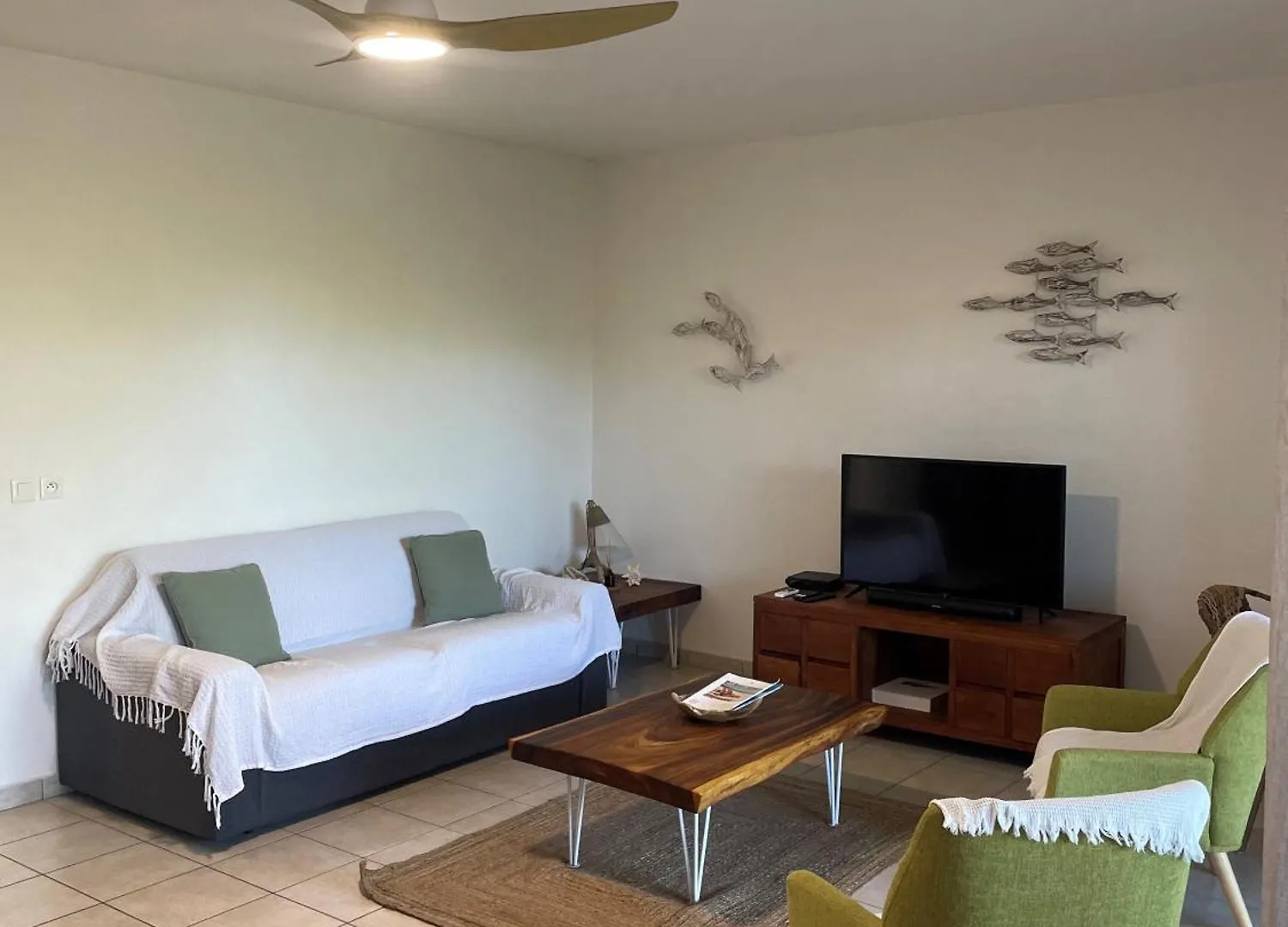 Friar\'S Bay Paradise location